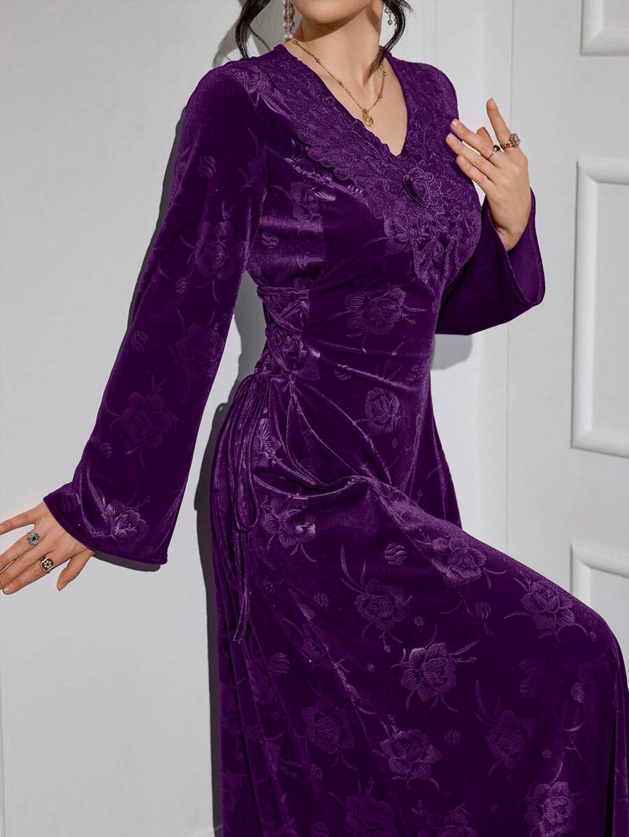 Al Najma 勃艮第红色女士天鹅绒压花 3D 花朵领结阿拉伯风格连衣裙，端庄 - 紫色 - 查看 1