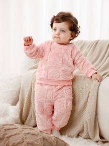 SHEIN Newborn Baby Girl 2pcs/Set Pink Heart Fuzzy Texture Fabric Long Sleeve Top And Long Pants Winter Outfit - Pink - View 4