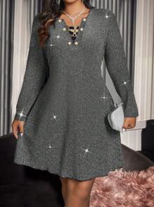 SHEIN Clasi 豹纹拼布 V 领纽扣装饰优雅合身腰部长袖闪亮连衣裙 - 灰色 - 查看 1