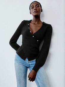 Chiquease Damski sweter z kontrastowymi guzikami i długim rękawem, uniwersalny sweter dzianinowy na jesień/zimę