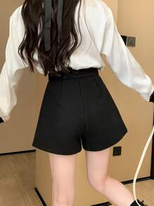 DAZY 女士纯色前扣休闲短裤，秋季、冬季日常休闲装