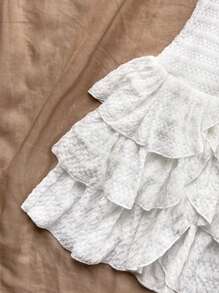 Soleia 女士度假迷你连衣裙，带有弹性褶皱胸部、系带领、蝴蝶结和分层褶皱，可内穿或外穿，情人节约会服装，新年女装，圣诞节女装，派对女装，音乐节/音乐会服装，情人节，女士夏季连衣裙，白色毕业礼服 - 白色 - 查看 3