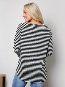 Wildy Women's Casual Loose Fit Black & White Striped Long Sleeve T-Shirt, Nautical Style, Autumn - Black and White - View 2