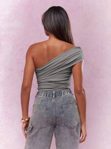 MISSGUIDED One Shoulder Bodysuit Ruched Draped Design Off Shoulder Elegant Evening Party Club Wear Form Fitting Long Sleeve Sophisticated Top - Grey - View 2