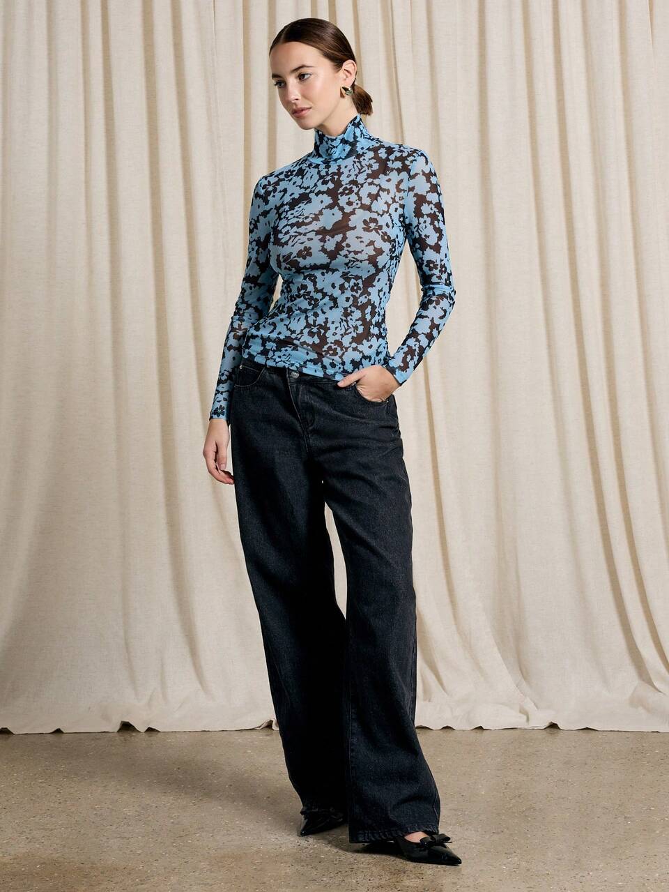 AiiRZ Floral Printed Sheer Long Sleeve Round Neck Top