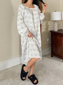 DAZY Animal Pattern Allover Print Satin Gather Collar Lantern Sleeve Loose Nightgown Pajama - Beige - View 6