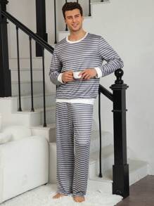 男士条纹圆领长袖上衣和裤子睡衣套装