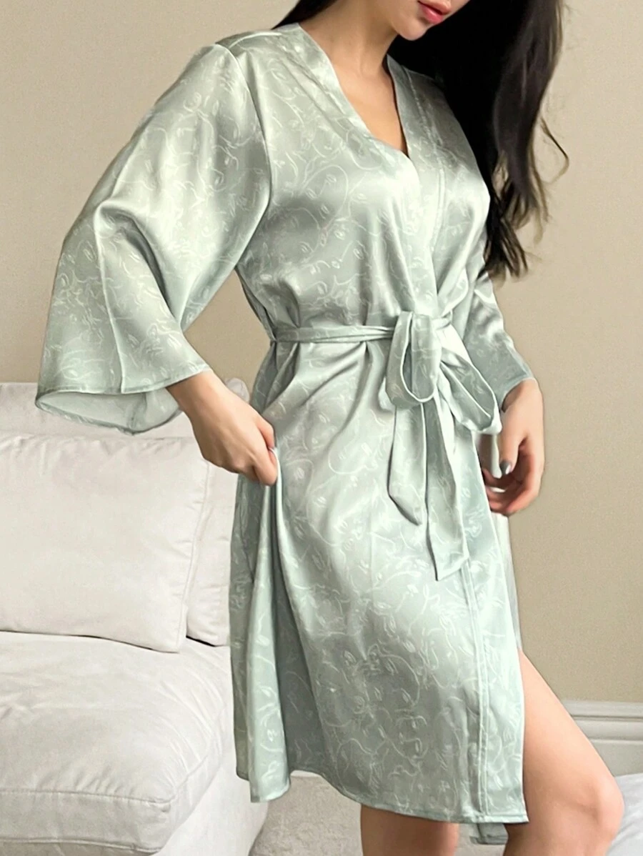 DAZY Graphic Print Robe With V-Neck And Tie Belt Pajama - Green - View 1