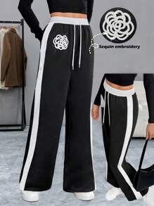 SHEIN LUNE Women's Casual Black & White Contrast Floral 3D Straight Leg Sweatpants Fall Cloth For Women