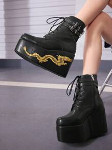 Sugerpunk 女士圆头坡跟厚底刺绣装饰黑色 PU 鞋面时尚潮流舒适日常活动侧拉链靴子适合圣诞节和新年假期 - 黑色 - 查看 9