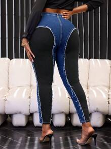 SHEIN SXY Plus Size Button Front Pocket Frayed Edge Casual Denim Jeans