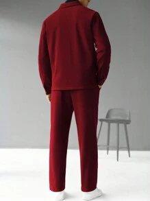 Manfinity Homme 2pcs Men's Solid Color Front Button Shirt With Pocket And Casual Pants Set, Fall Clothes, Cozy Outfits - Burgundy - View 5