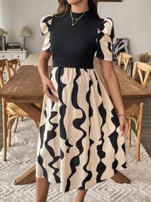 SHEIN Vestido de maternidad casual de mediados de pantorrilla con bloqueo de color, parches, cuello alto y manga corta para lactancia