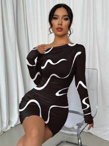 Selianne 不对称褶饰涂鸦印花长袖连衣裙