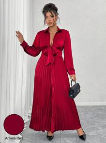 Celure Mono en color rojo de San Valentín con moño de Año Nuevo, de talla grande, con cuello de camisa, corbata y pierna plisada