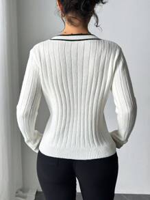 SHEIN Unity 女士刺绣图案圆领长袖针织衫，撞色滚边，秋冬季 - 白色 - 查看 2