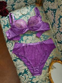 مجموعة ملابس داخلية ذات كأس دافعة بأشكال منحنية مطرزة بالخياطة الملونة الرومانسية الأرجوانية الفاخرة 2 قطعة بحجم كبير - الأرجواني - مشاهدة 1