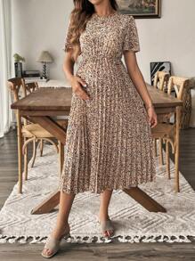 SHEIN Đầm bầu cổ tròn tay bèo xếp ly họa tiết hoa thanh lịch cho bà bầu - Màu Khaki - Xem 5