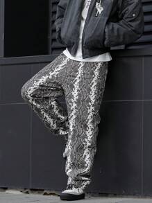 Manfinity Homme Men's Snakeskin Print Loose Wide-Leg Jeans - Grey - View 5