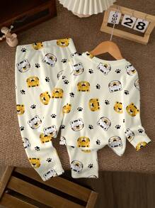 SHEIN 男婴休闲卡通老虎印花舒适长袖上衣和裤子套装，秋冬舒适家居服 - 彩色 - 查看 2