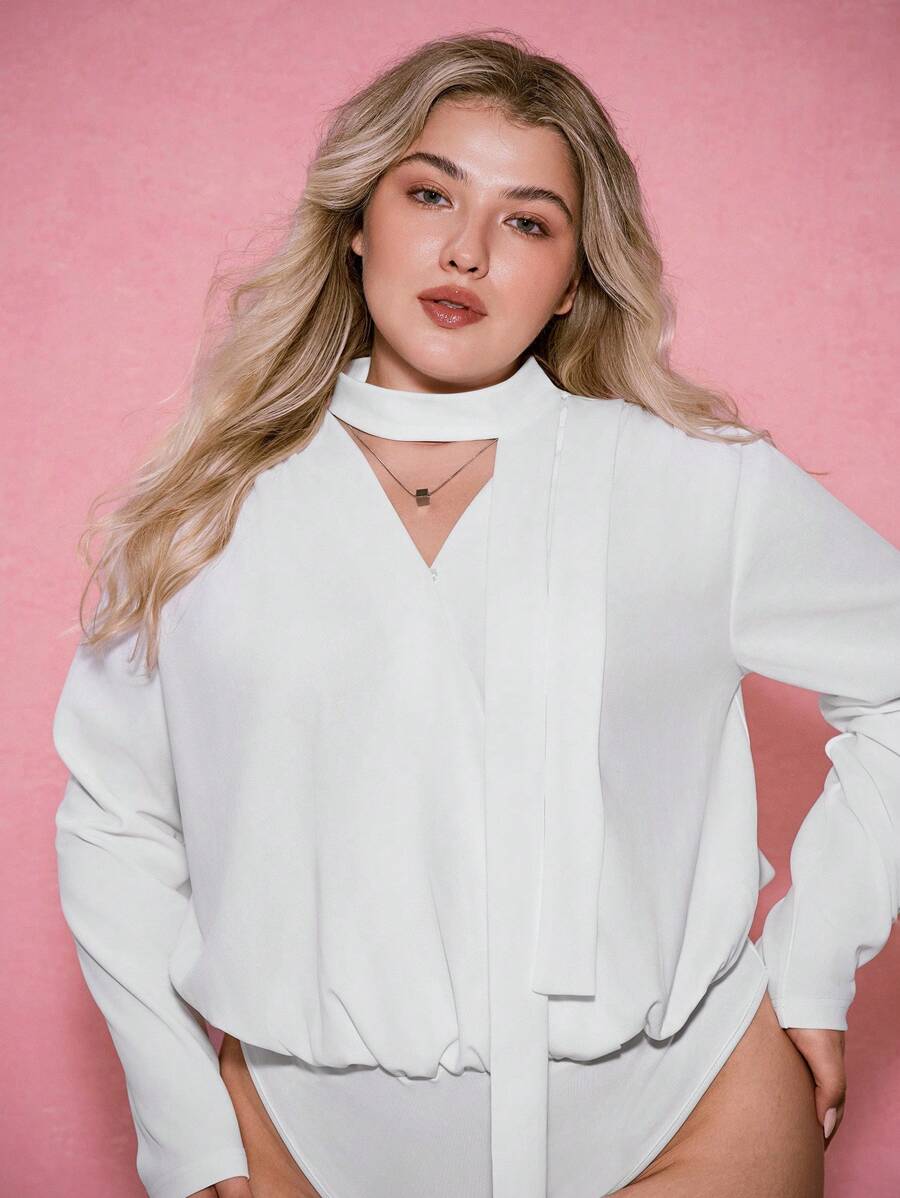SHEIN EZwear Plus Size Solid Color Halter V-Neck Long Sleeve Bodysuit - White - View 1