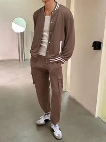 Manfinity Dauomo 男士棒球领条纹印花长袖运动衫和抽绳运动裤套装 - 咖啡棕 - 查看 1