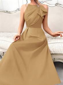 Modelyn Women's Solid Color Sleeveless Simple Pleated Casual Long Dress - Khaki - View 4