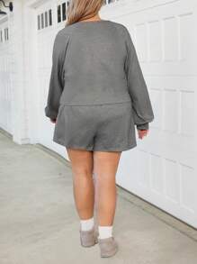 SHEIN LUNE Plus Size Women Autumn And Winter Home Casual Two-Piece Fabric Shirt Style + Shorts Fashion Casual Two-Piece Set