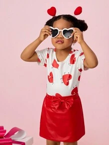 SHEIN Explorewe 女婴可爱心形图案印花上衣搭配红色 PU 皮革裙子 2 件套服装，时尚设计 - 彩色 - 查看 3