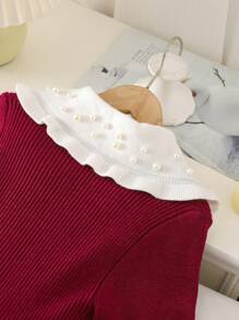 Robe-pull pour filles préadolescentes avec col oversize décoré de perles de faux, élégant et , couleur rouge angora à la mode, tissu doux et chaud. La conception côtelée ajustée ajoute de la sophistication, les couleurs contrastées et les perles de faux rehaussent la texture, convient pour un usage casual, les fêtes et les réunions de famille. Vivant et mignon, met en valeur les icônes de mode pour les filles.