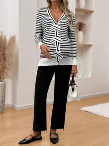 SHEIN Blusa básica a rayas de manga larga con botones y nudo adelante, casual para uso diario, para mujeres embarazadas