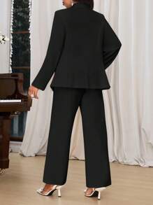 SHEIN Lady 春夏秋冬优雅白色针织翻领纽扣前长袖大码仿皮草外套职业装圣诞女装教堂女装女装套装情人节新年女装 - 黑色 - 查看 2