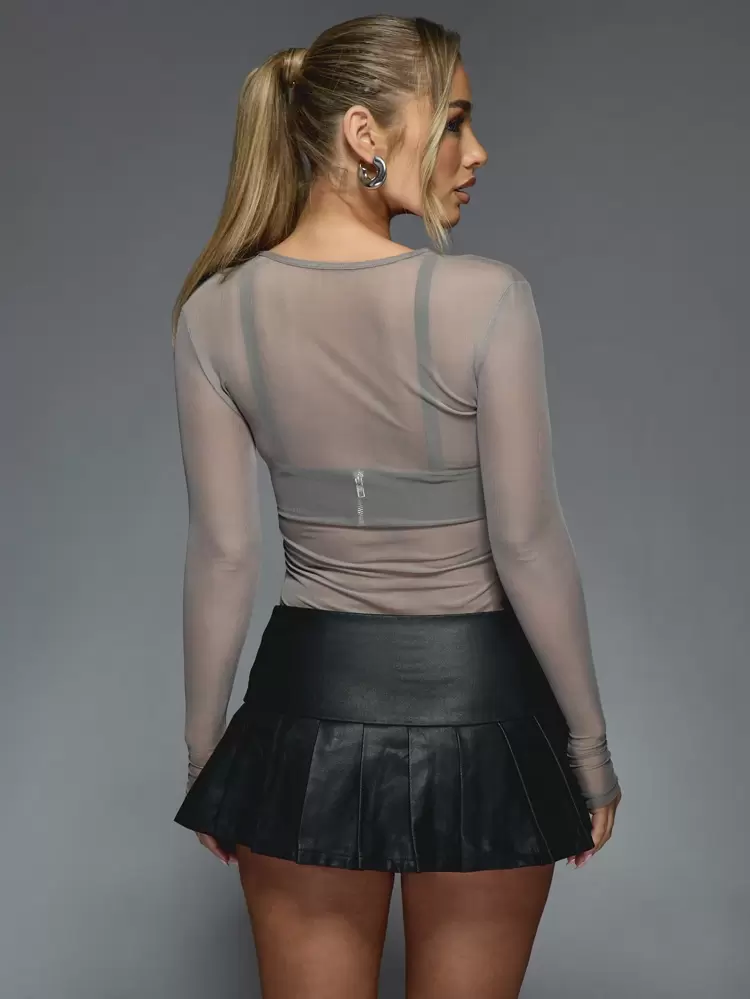 MISSGUIDED Schlanker Mesh-Langarm-Bodysuit mit transparenter Überlagerung, Ballettoberteil mit eingebautem Bustier als Unterwäsche-Basisschicht für Winterauftritte