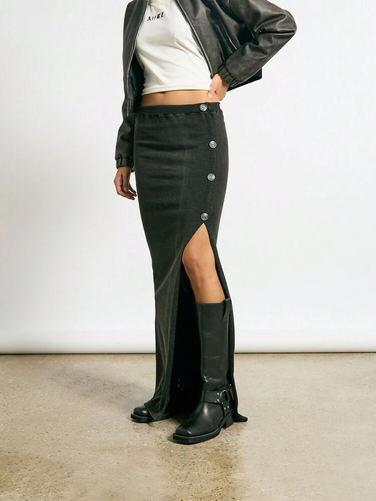 AiiRZ Elegant Button Detail Maxi Skirt With Side Slit Winter Fall Knit Long Skirt High Waisted Button Front Ribbed Design