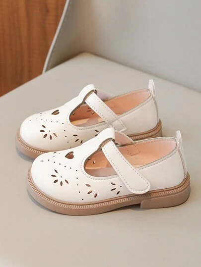 1 Pair Baby Girl Flat Shoes, Beige Color Hook-And-Loop Fashion Comfortable Flat Shoes, British Style Children Shoes