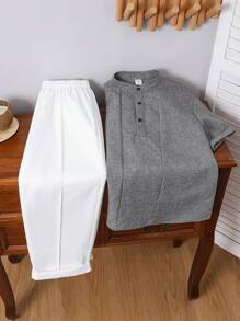 2 stuks/set Tween Boys Casual Stand Collar Loose Short Sleeve Half Placket Pullover Top en Straight Loose Pants Set, Geschikt voor school, tuin, strand, verjaardag in de lente, zomer, herfst, winterseizoenen