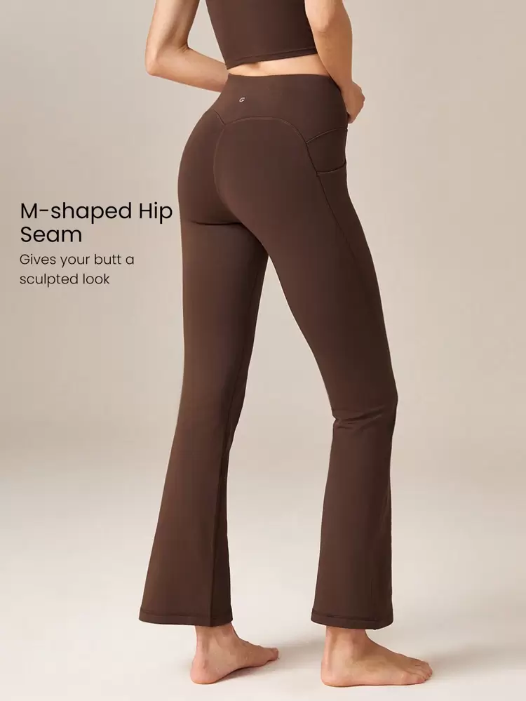 Pantalon-legging évasé taille haute en polaire de 31 po, avec poches latérales, pour le yoga à faible impact et l'usage quotidien en automne et en hiver