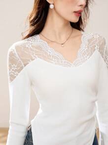 EastFlair Women V-Neck Lace Patchwork Bell Sleeve Top - White - View 3