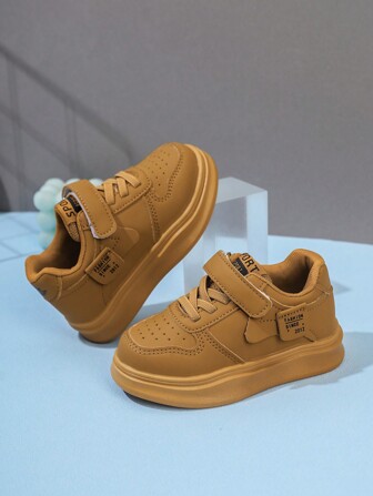 1 双男女款时尚运动鞋，橡胶软底，防滑户外休闲鞋，适合幼儿步行鞋和所有场合