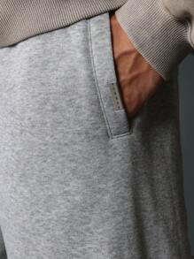 SUMWON Oversized Graphic Printed Gothic Lettering Fleece Sweatpants Aesthetic Streetwear Baggy Joggers With Side Pockets Comfortable Winter Loungewear Athletics - Grey - View 7