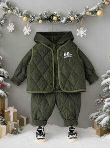 SHEIN 3pcs Baby Boy Army Green Winter Casual Vacation Set,Thickened Letter Embroidered Vest,Hooded Zipper Sports Jacket&Drawstring Pants,Playing In Snow - Dark Green - View 3