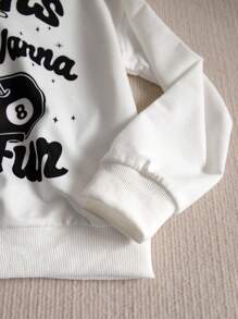 SHEIN Sudadera con capucha a juego de estilo casual para hermanas, manga larga de otoño, versátil, con letras en inglés y números de cereza impresos, con puños y dobladillo acanalados, unisex para reuniones familiares y actividades al aire libre, adolescentes y niñas