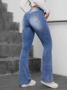 SHEIN ICON 蝴蝶刺绣洗水弹力喇叭牛仔裤 - 淺色水洗藍 - 查看 6