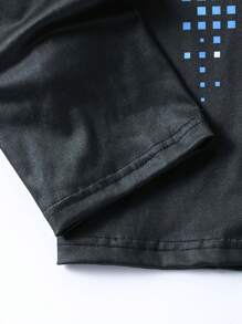 SHEIN Men's Gaming Controller & Ball Print Glow-In-The-Dark Pajama Set - Multicolor - View 4