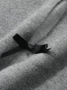 DAZY Damen 2-in-1 Design mit Hohlmuster Figurbetonter Langarm Pullover, Herbstmode für Frauen