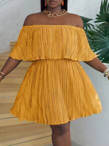 Slaydiva Off-Shoulder Ruffled Neckline Loose Green Dress In Pleated Fabric - Yellow - View 1