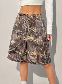 SHEIN EZwear Pantalones cortos anchos de mujer informales con estampado de camuflaje
