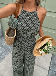 SHEIN Frenchy Tuta A Righe Geometriche Stampate, Con Collo A Halter E Pieghe In Vita Per Le Donne