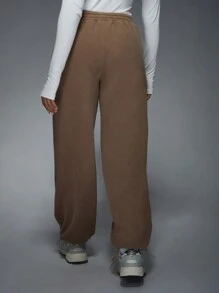 MISSGUIDED Oversized Fleece Sweatpants Loose Fit Cozy Lounge Joggers With Side Pockets Athletic Casual Winter Wear ComFortable Athleisure Bottoms - Brown - View 2