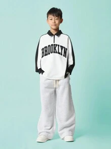 SUMWON Sudadera deportiva casual con media cremallera estilo rugby, diseño de letra Brooklyn inspirado en equipos universitarios, ropa deportiva juvenil para otoño e invierno - Blanco - Ver 4